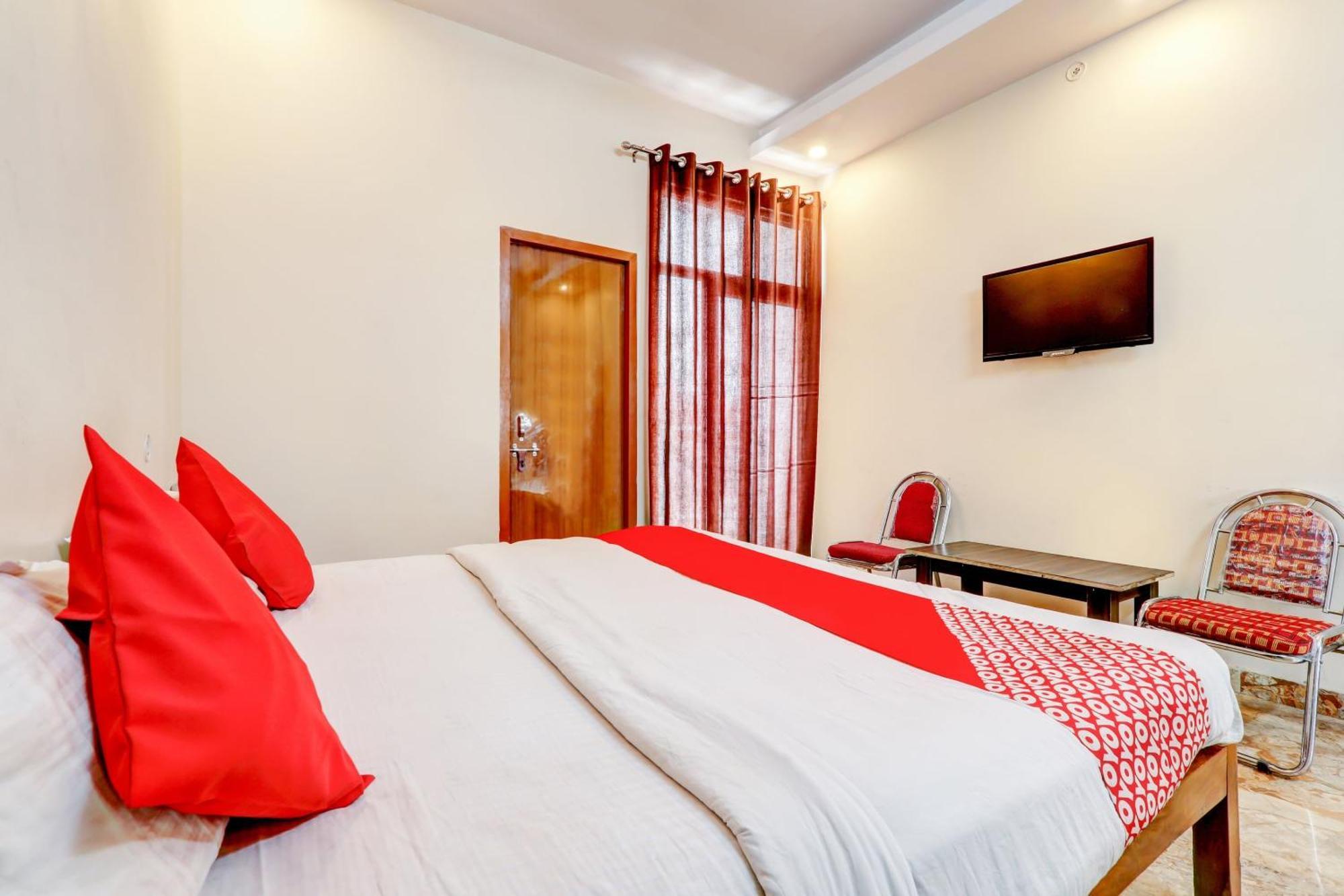 Oyo Flagship Raghuvar Palace Hotell Lucknow Eksteriør bilde