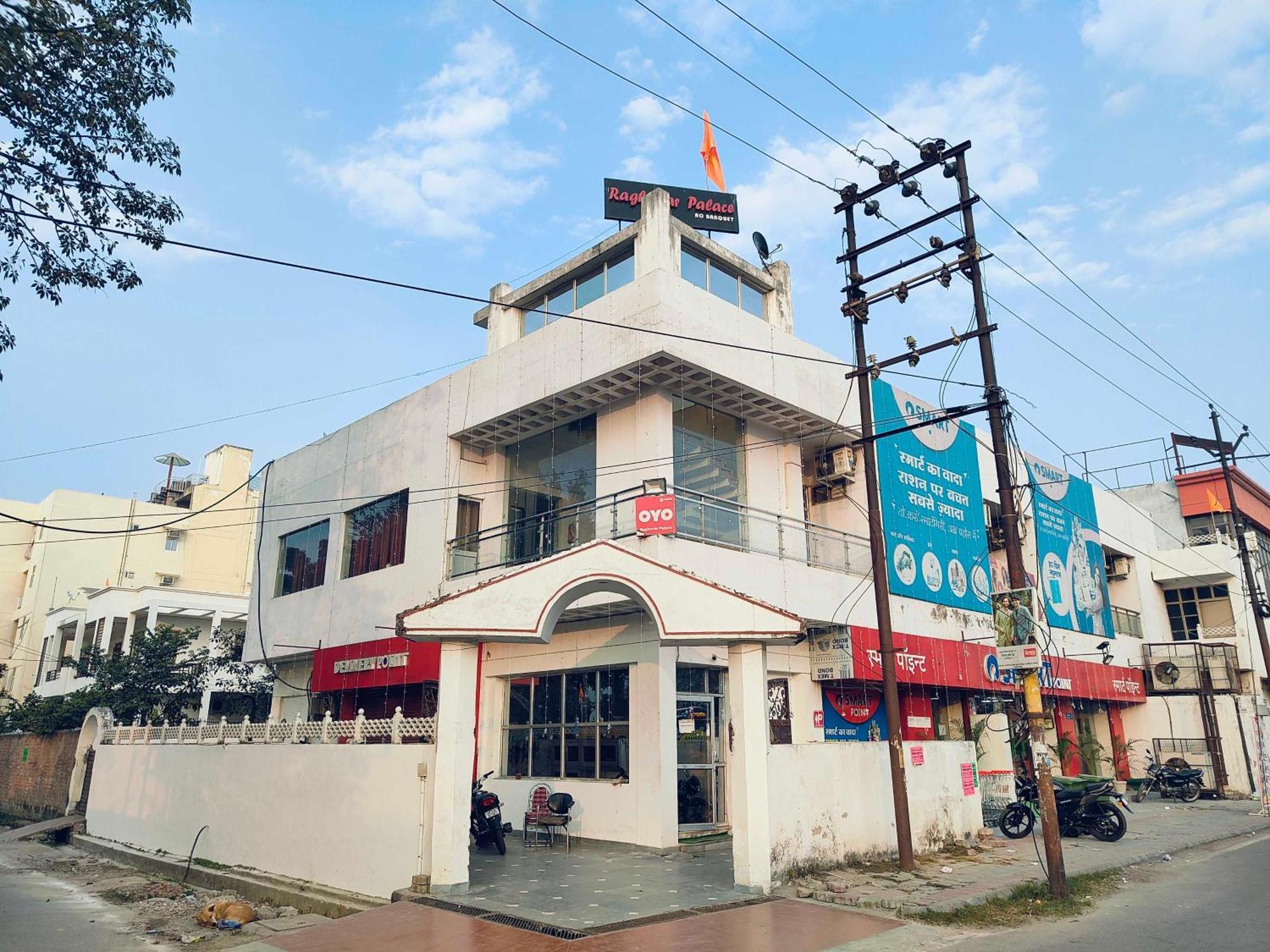 Oyo Flagship Raghuvar Palace Hotell Lucknow Eksteriør bilde
